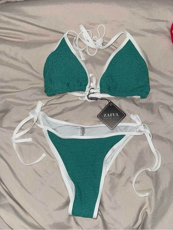 Zaful Green Bikini with White Trim - Tie Side - Women Swim Two-Piece - Size M - Picture 2 of 6